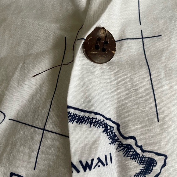 Tropical print Hawaiian shirt and shorts set - Picture 2 of 8